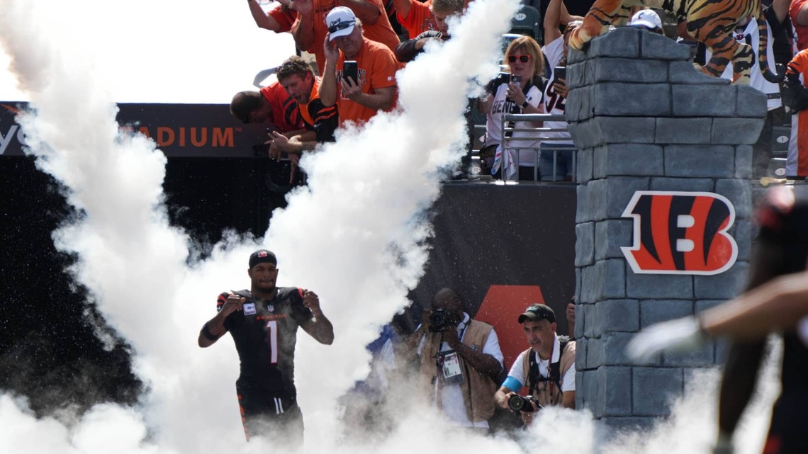 Dolphins Could Catch Major Break as Bengals' Star WRs Battle Injuries