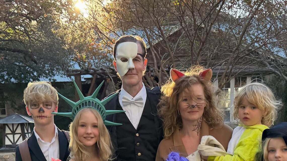 James Van Der Beek's Widow Marks 1st Father's Day Since His Death 