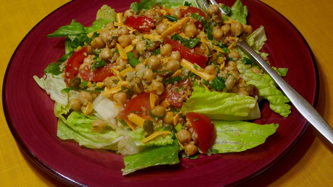 Quick Fix: Chickpea Tabbouleh Salad