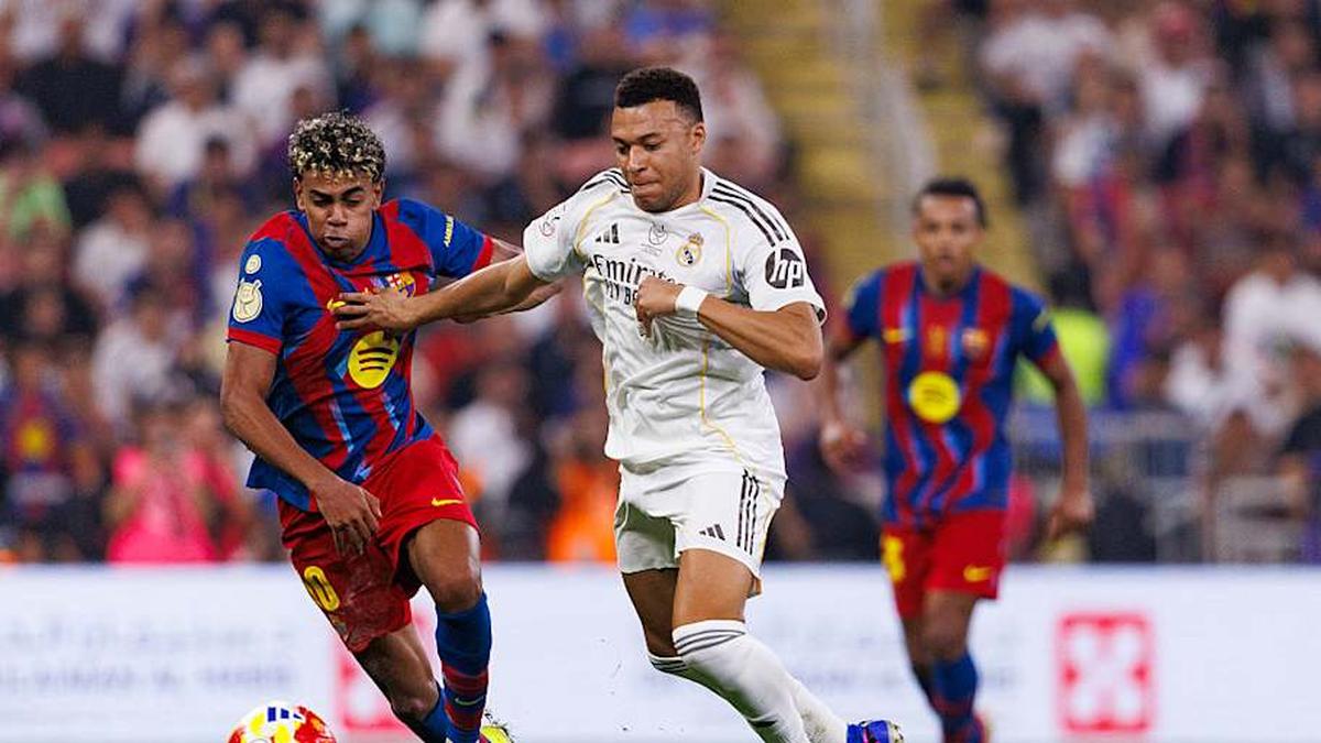  Real Madrid's focus is on slowing down Barcelona's title charge. | Maciej Rogowski/Eurasia Sport Images/Getty Images 