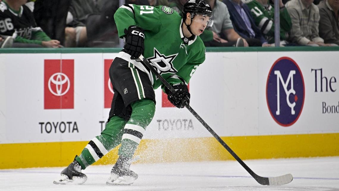 Stars, Sabres meet on stellar runs ahead of playoffs 