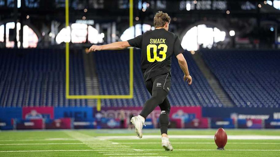  Smack is widely considered to be the best kicker in the draft, and should immediately compete for a starting role. | Kirby Lee-Imagn Images 