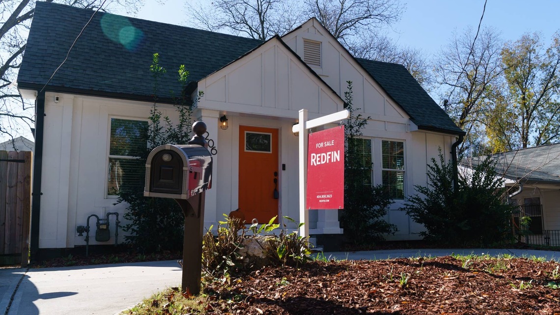 Redfin finds a record-strong buyer's market in the U.S. 