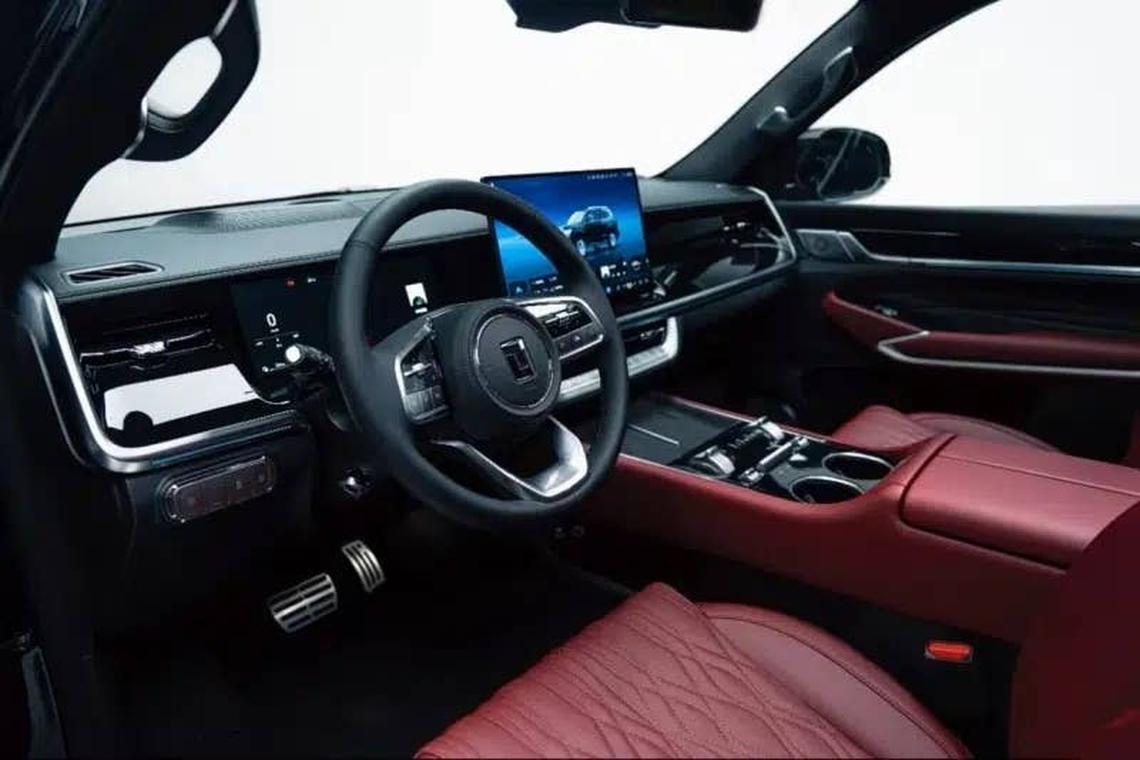  A full black-and-red interior for the GWM Tank 500 Black Warrior GWM