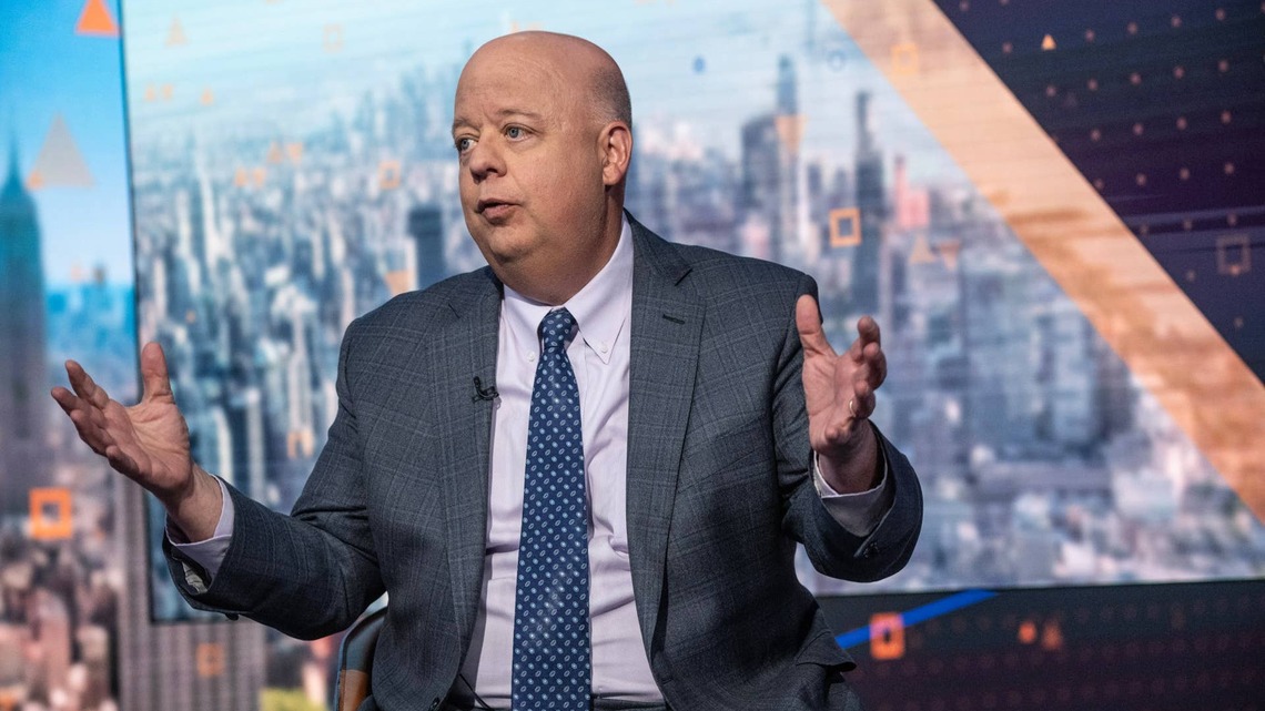 GM CFO says hybrids 'are coming' as automaker plans $20B buyback