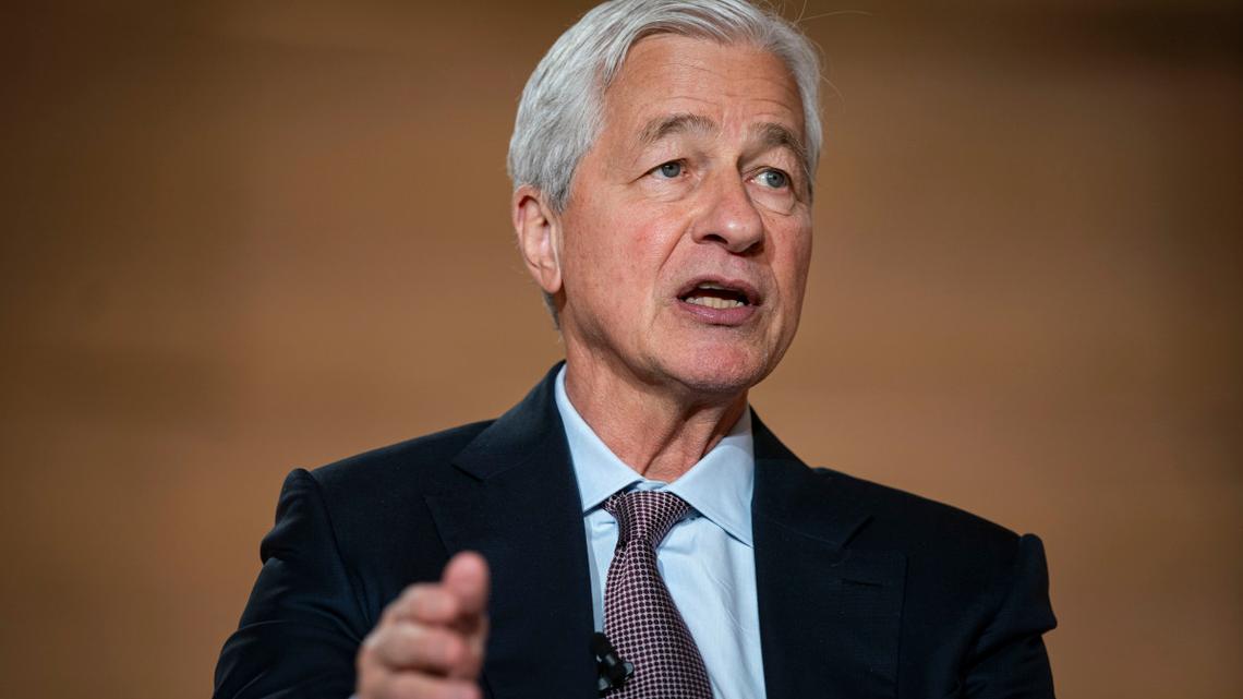 Jamie Dimon just made a bold prediction about AI and your job 
