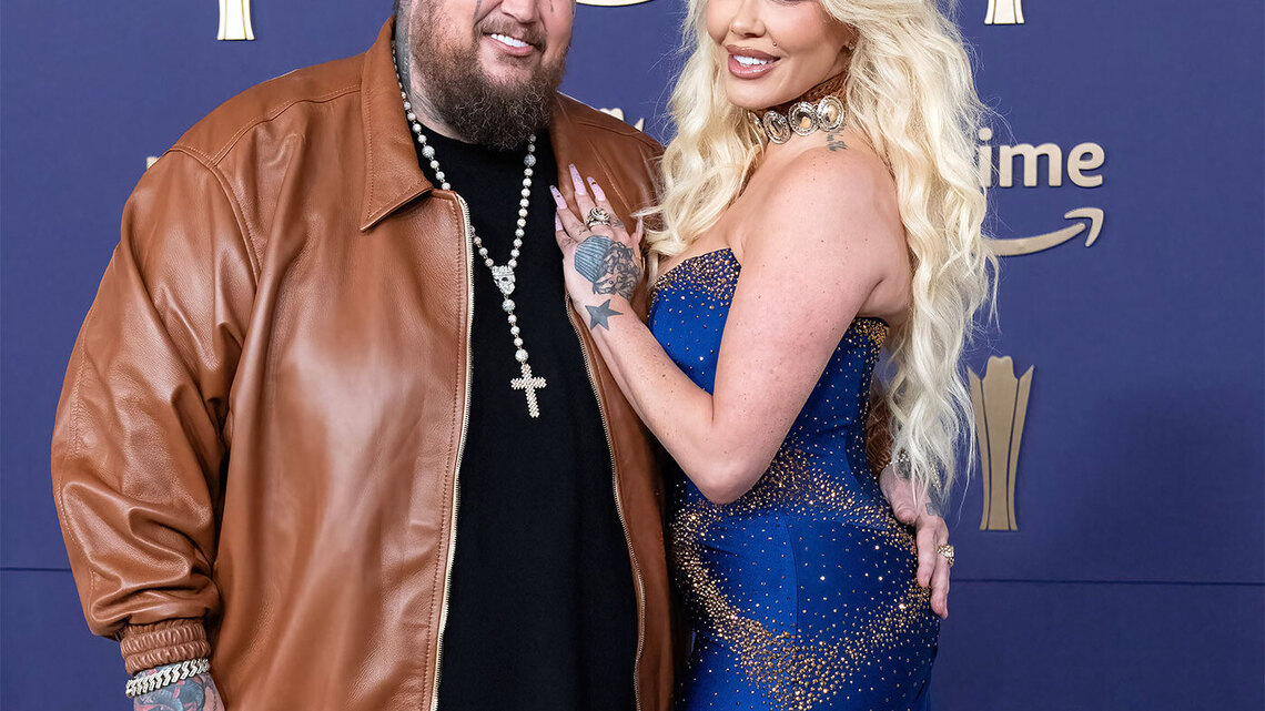 Jelly Roll Deletes Bunnie Xo's Name From Instagram Bio After Divorce Filing 