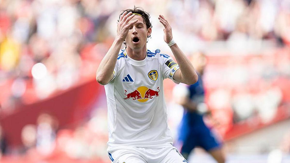 Brenden Aaronson only lasted 60 minutes at the weekend for Leeds. | Gaspafotos/MB Media/Getty Images 