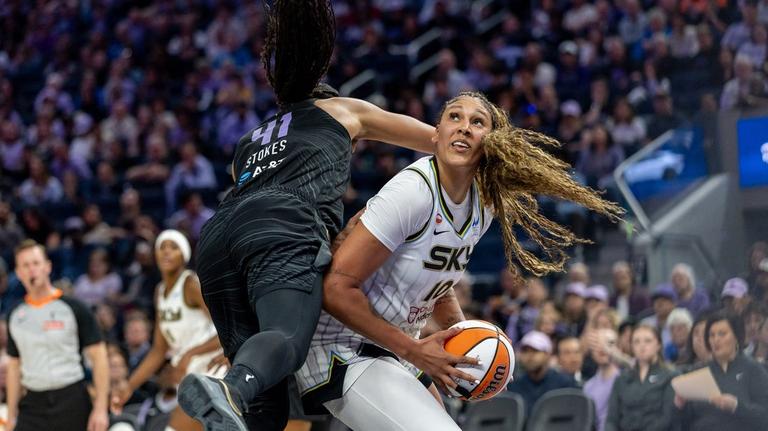 Without Rickea Jackson, Sky make 2026 home debut vs. Wings   