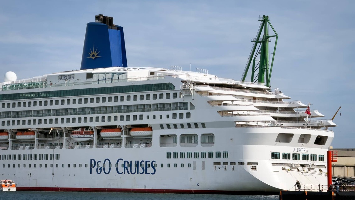 P&O Cruises Adds Five 2028 Sailings as It Issues Reminder About Phone Rule 