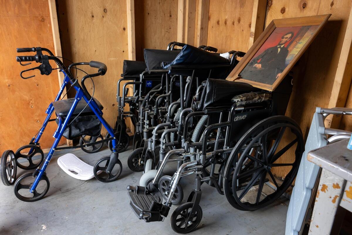 Before it lost its charter, the chapter helped local veterans in need with things like wheelchairs and installing ramps at their homes. (Photo by Paul Kitagaki Jr. for the Sacramento Bee)