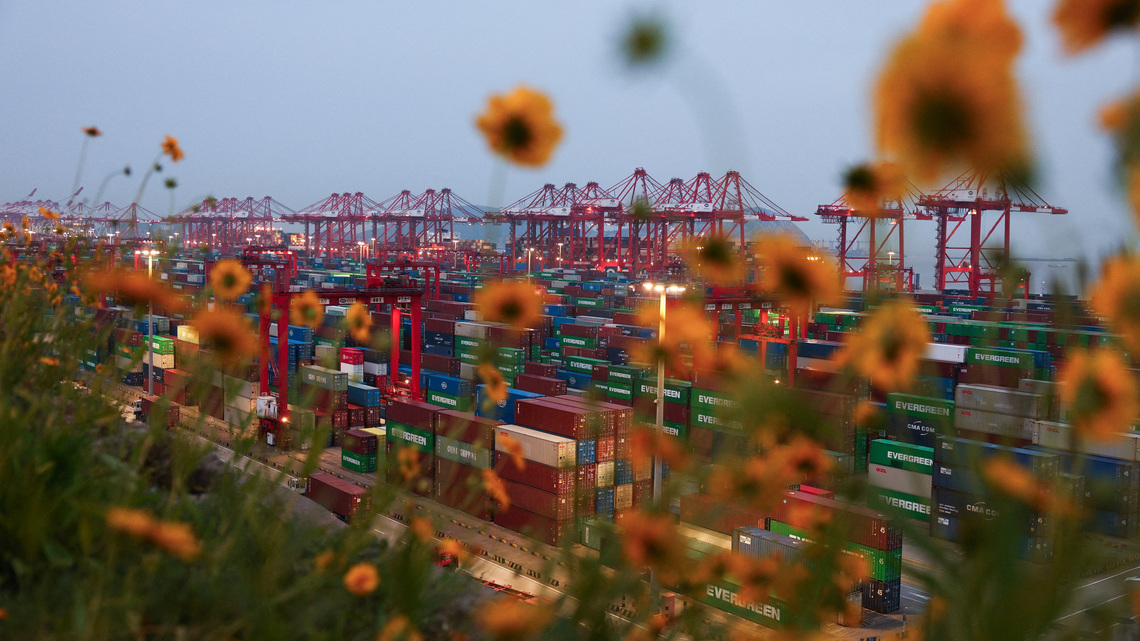 China's economic growth accelerates to 4.5% in third quarter 