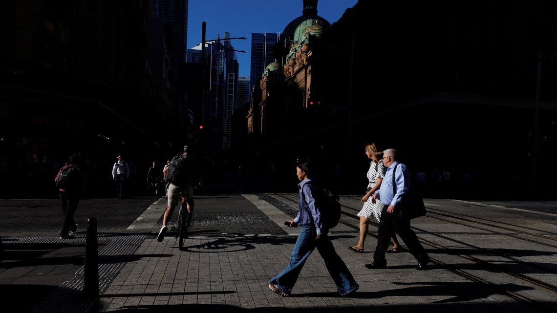 Australia Q2 business investment falls 3.6% as data centre rush fades 