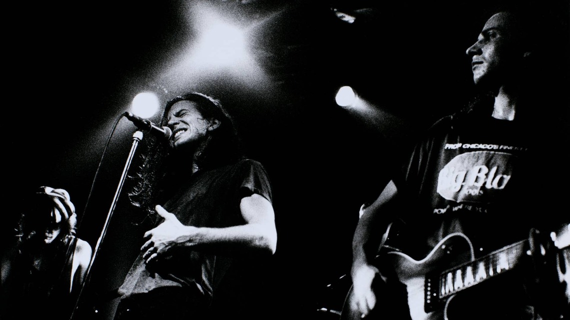 '90s Rock Classic Is Suddenly Climbing the Charts 35 Years Later 