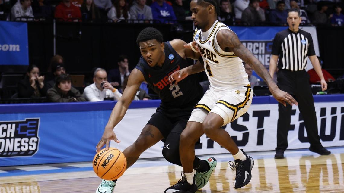 Howard hangs on for First Four win over UMBC, earns Michigan matchup 