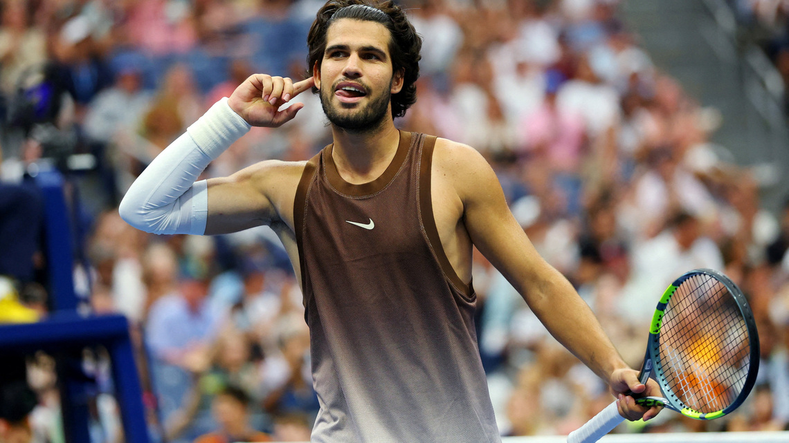 Tennis-Alcaraz tones down the tank top after revealing too much