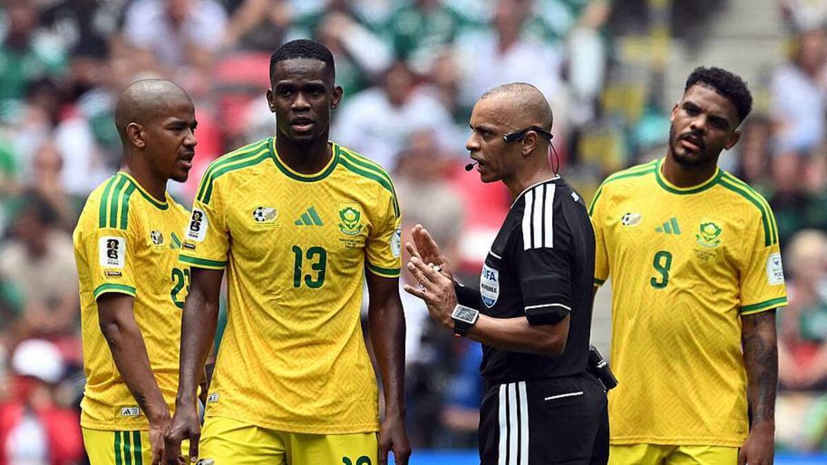  South Africa was no match for Mexico. | Yuri CORTEZ/AFP/Getty Images 