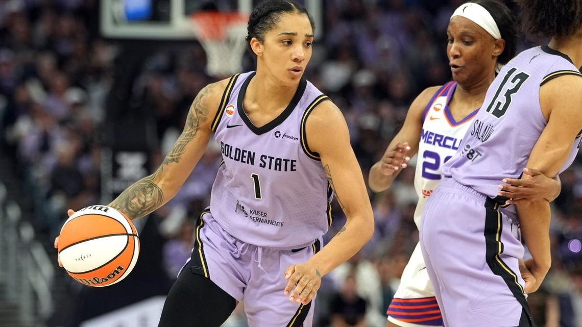 Gabby Williams, Valkyries aim for 3-0 start as Sky pay a visit 