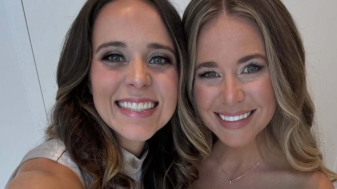 Jinger Duggar Recalls 'Weeping' When She Told Jana About Her Eating Disorder 