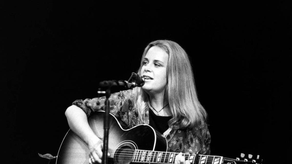 1994 Folk Song Became a Timeless Anthem of Self-Confidence, Despite Never Reaching No. 1 