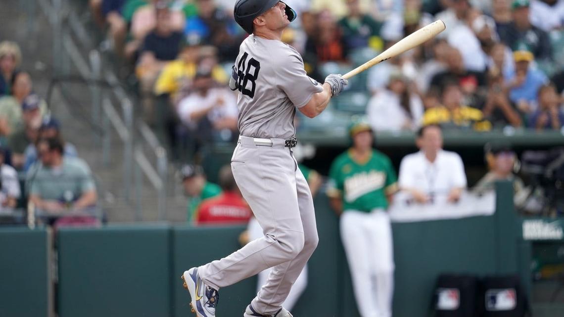 Yankees overpower Athletics for fifth consecutive win 