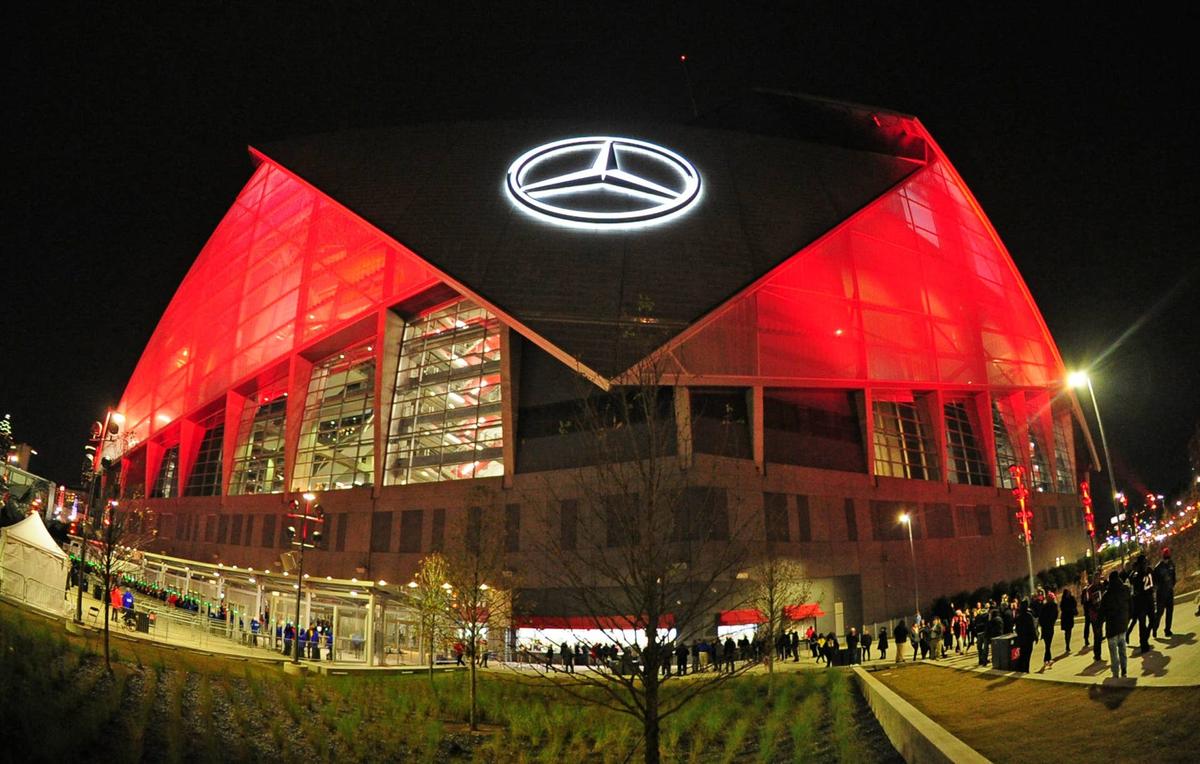  ATLANTA, GA - DECEMBER 7: A general exterior photograph of Mercedes-Benz Stadium before the game between the Atlanta Falcons and the New Orleans Saints on December 7, 2017 in Atlanta, Georgia. (Photo by Scott Cunningham/Getty Images) 