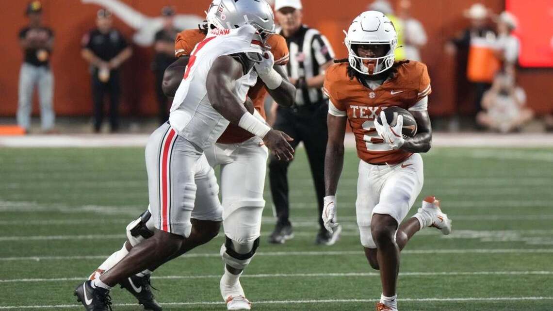 Down 20 points in 4th quarter, No. 4 Texas rallies to stun No. 1 Ohio State 