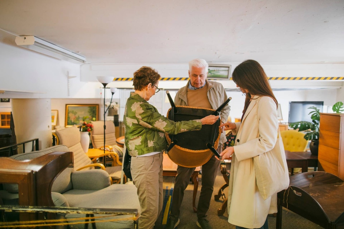 Designer Shares the Useful 'Grandma' Decor Items We Need to Bring Back ...