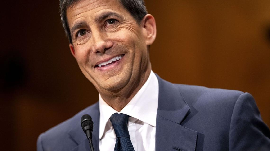 Warsh, Trump pick for Fed Reserve chairman, advances to final vote