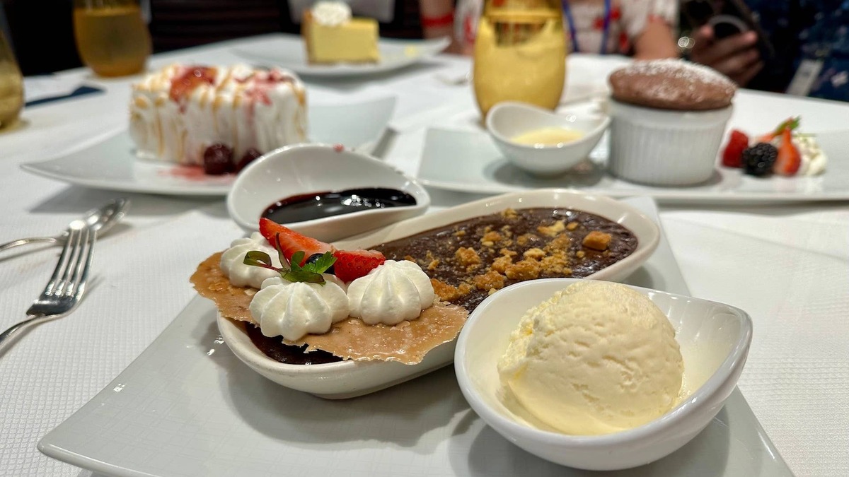  Dessert really shines at Pinnacle Grill with a warm chocolate stroopwafel cobbler and other favorites. 