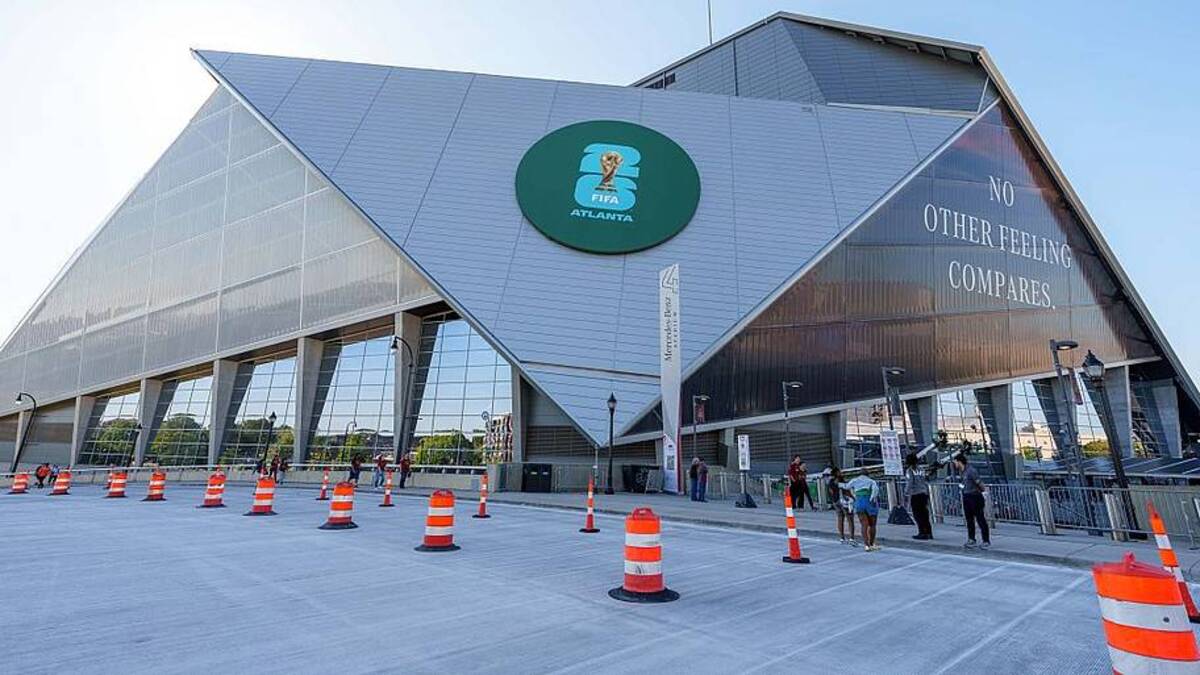  Mercedes-Benz Stadium will host the iconic clash. | Andrew J. Clark/ISI Photos/ISI Photos via Getty Images 