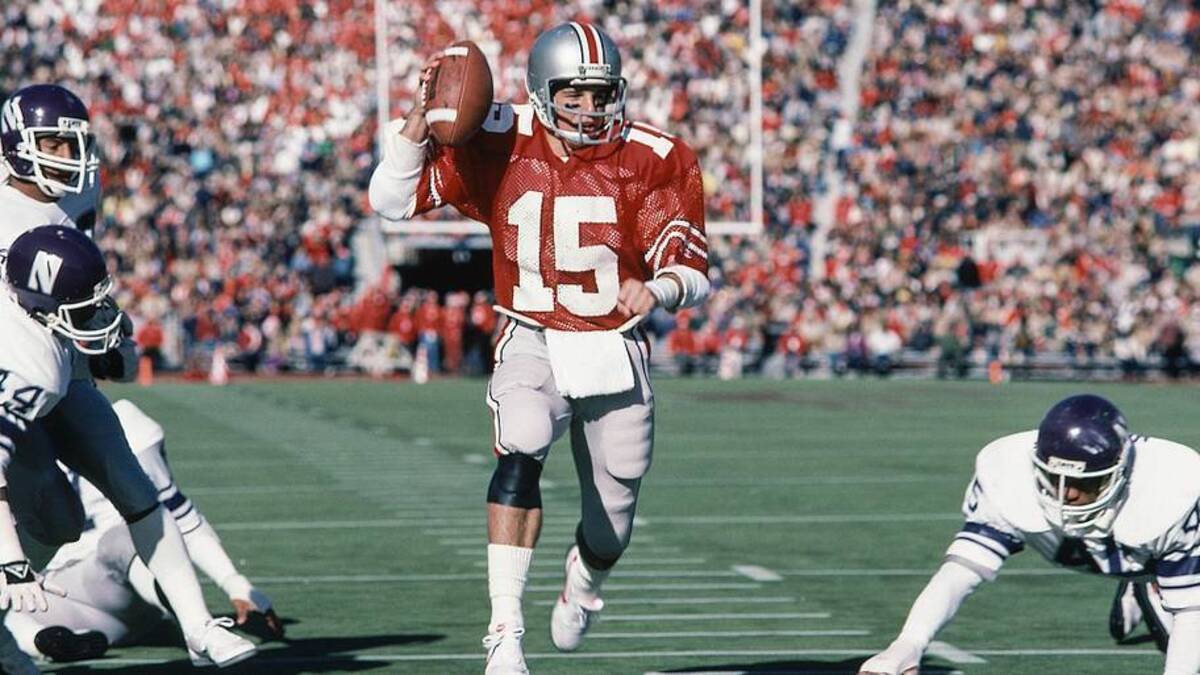  Nov 12, 1983, Columbus, OH, USA; FILE PHOTO; Ohio State Buckeyes quarterback Mike Tomczak (15) in action against the Northwestern Wildcats at Ohio Stadium during the 1983 season. Mandatory Credit: Malcolm Emmons-Imagn Images | Malcolm Emmons-Imagn Images 