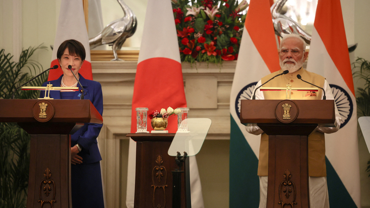 Japanese Prime Minister Sanae Takaichi and her Indian counterpart Narendra Modi attend a joint press statement at the Hyderabad House in New Delhi, India, July 2, 2026. REUTERS/Altaf Hussain