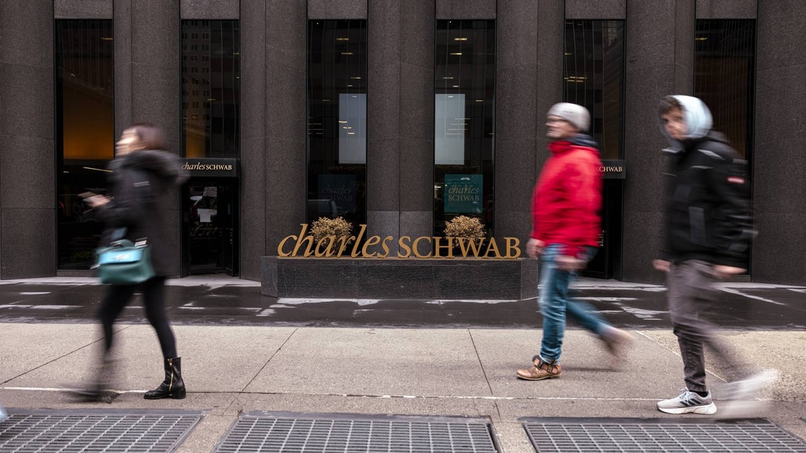 Schwab's dividend ETF drops 6% into a familiar zone 