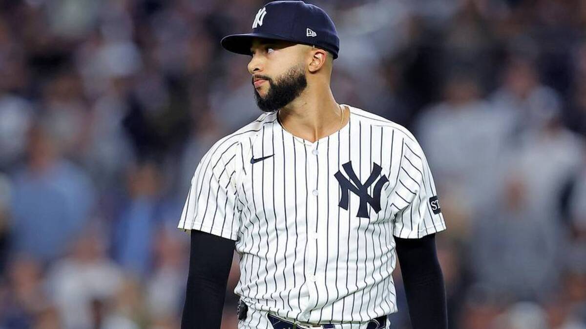  Devin Williams' time with the Yankees was forgettable at best. | Brad Penner-Imagn Images 