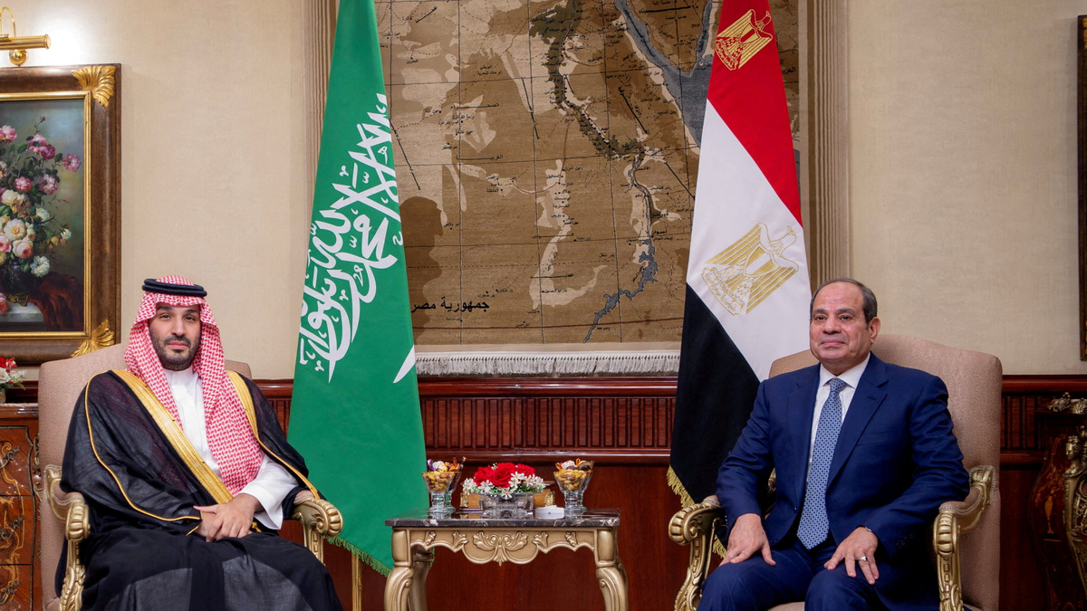 Egypt calls for Yemen talks as parliament weighs military support to ...
