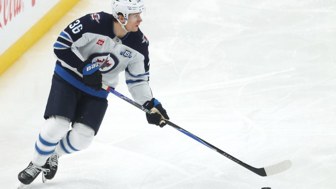 Jets C Morgan Barron (upper-body injury) week-to-week 