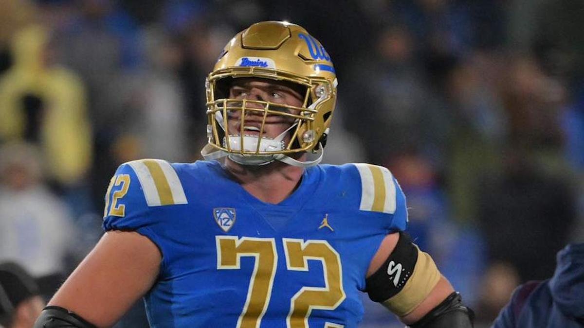  Nov 12, 2022; Pasadena, California, USA; UCLA Bruins offensive lineman Garrett DiGiorgio (72) looks on from the field after a 31-28 loss to the Arizona Wildcats at the Rose Bowl. Mandatory Credit: Jayne Kamin-Oncea-Imagn Images | Jayne Kamin-Oncea-Imagn Images 