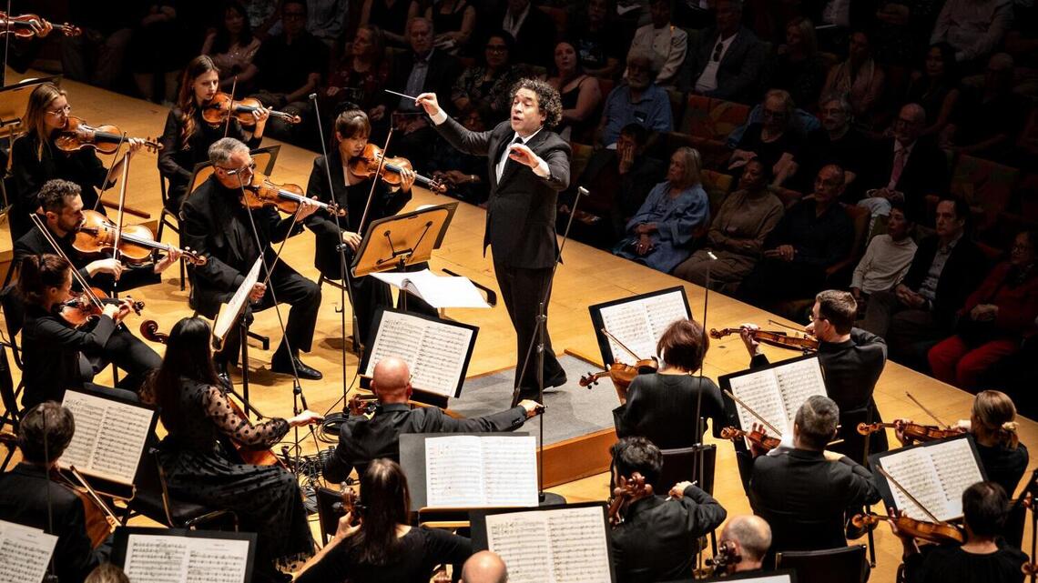 Dudamel's Disney Hall send-off became more than a mere party 