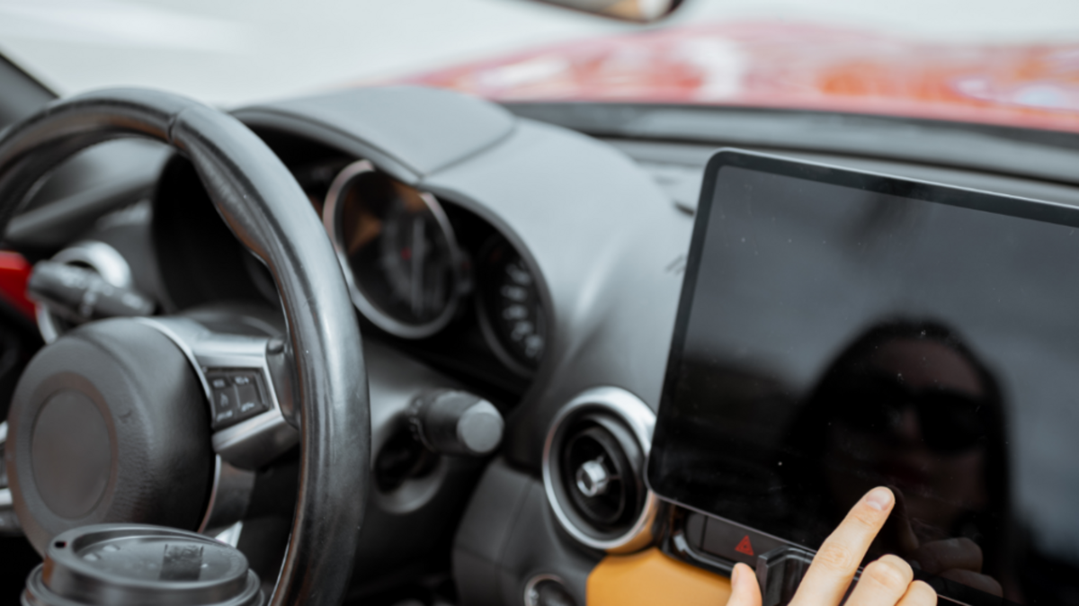 El Departamento de Seguridad Vial y Vehículos Motorizados de Florida y su división de la Patrulla de Carreteras de Florida lanzaron su campaña anual de prevención de la conducción con sueño el 3 de septiembre de 2024.