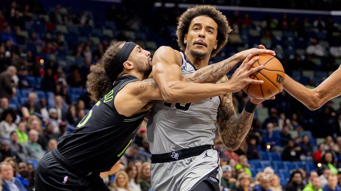 Report: F Jeremy Sochan signing with Knicks after clearing waivers 