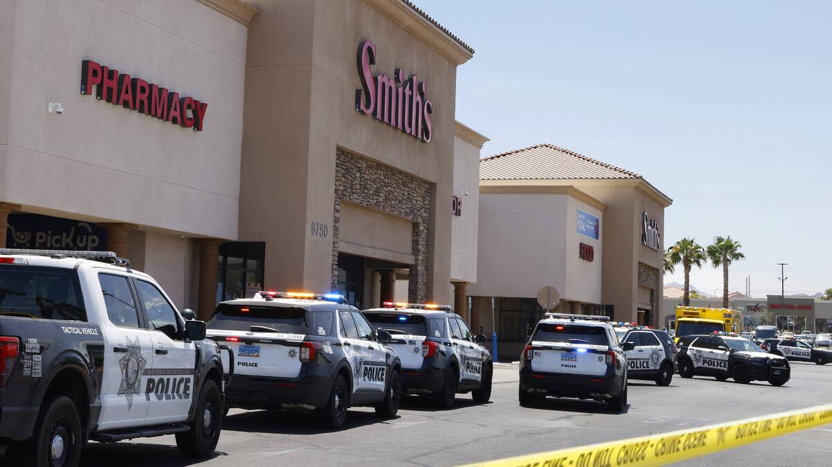 Police are investigating a shooting at Smith's, on Tuesday, May 12, 2026, in Las Vegas. At least two people were fatally shot inside a grocery store at 9750 S Maryland Pkwy. (Bizuayehu Tesfaye/Las Vegas Review-Journal/TNS)