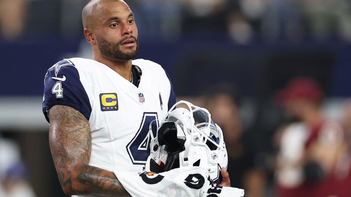 Dak Prescott Reacts After Dallas Stadium Employee Calls Him 'Embarrassing' 