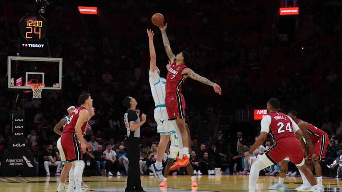 El Heat impone récord de puntos en un cuarto y le brinda el mejor homenaje a su entrenador Erik Spoelstra