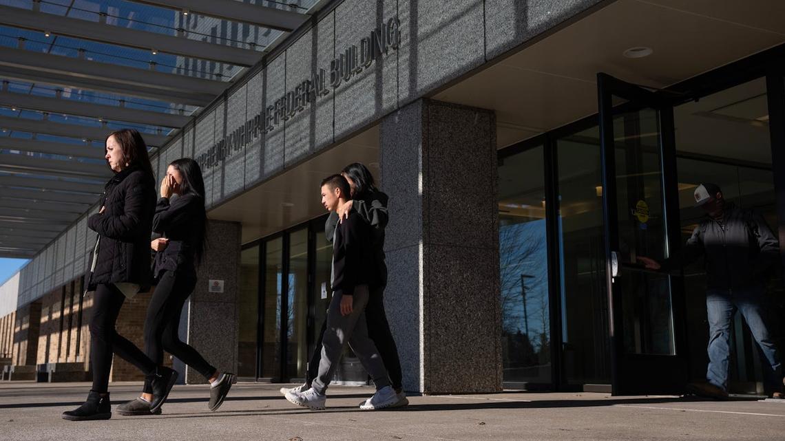 Judge extends order improving Minnesota immigration detainees' access to lawyers at Whipple Building 