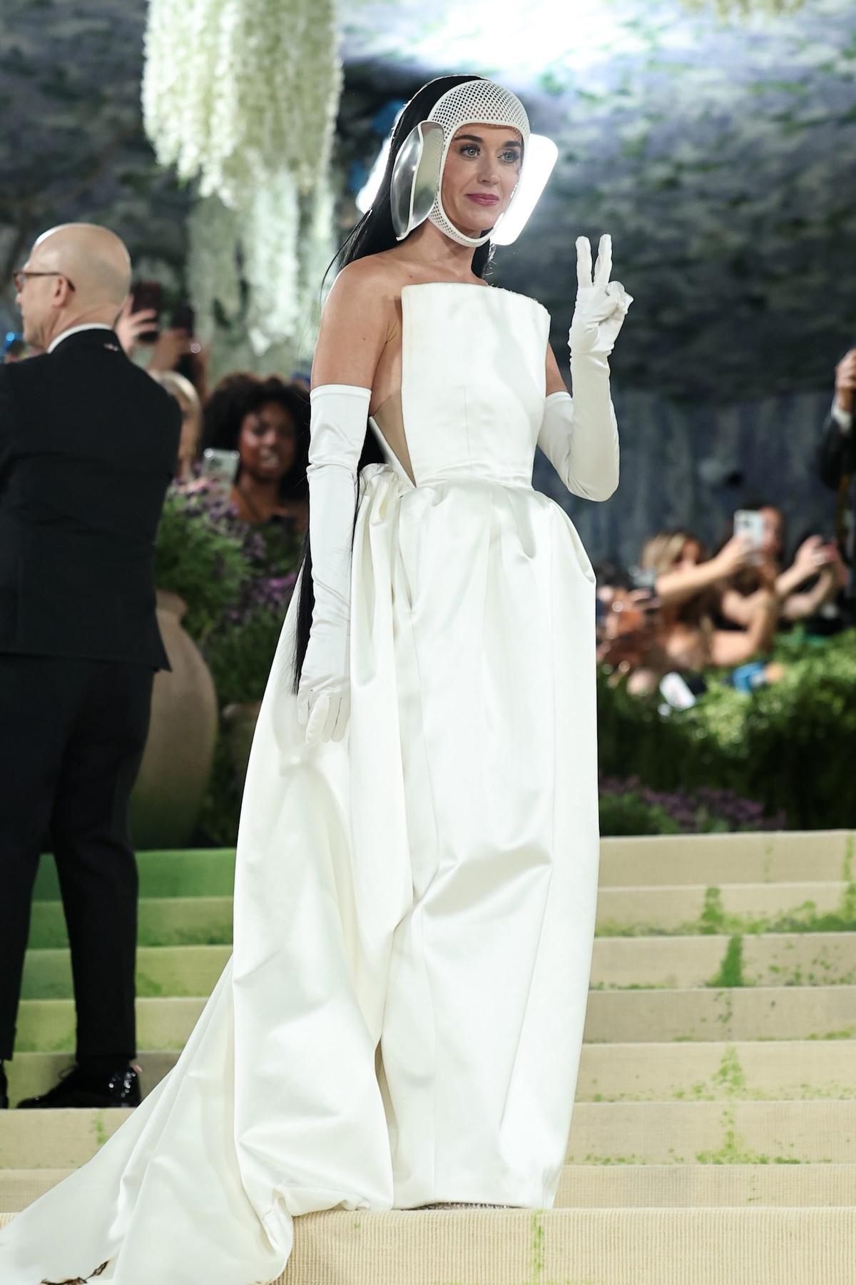  Katy Perry attends the 2026 Met Gala.Jamie McCarthy/Getty Images 