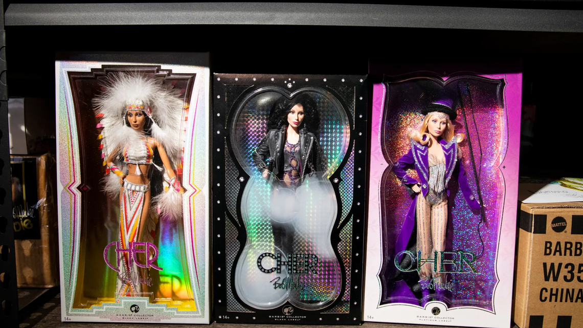 Commentary: Some of Bob Mackie's tiniest dresses, for 11.5-inch Barbie, made the biggest splash 