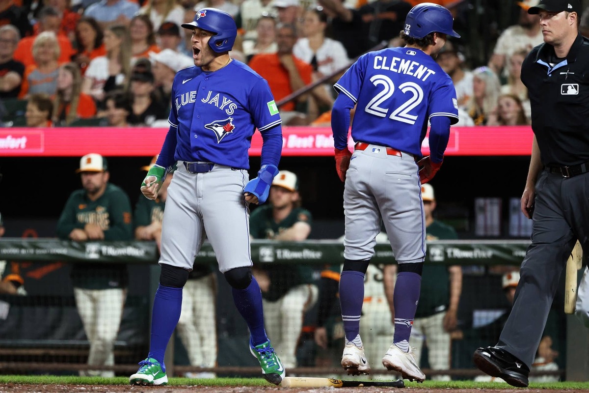  Toronto Blue Jays shortstop Ernie Clement (22) © Daniel Kucin Jr.-Imagn Images