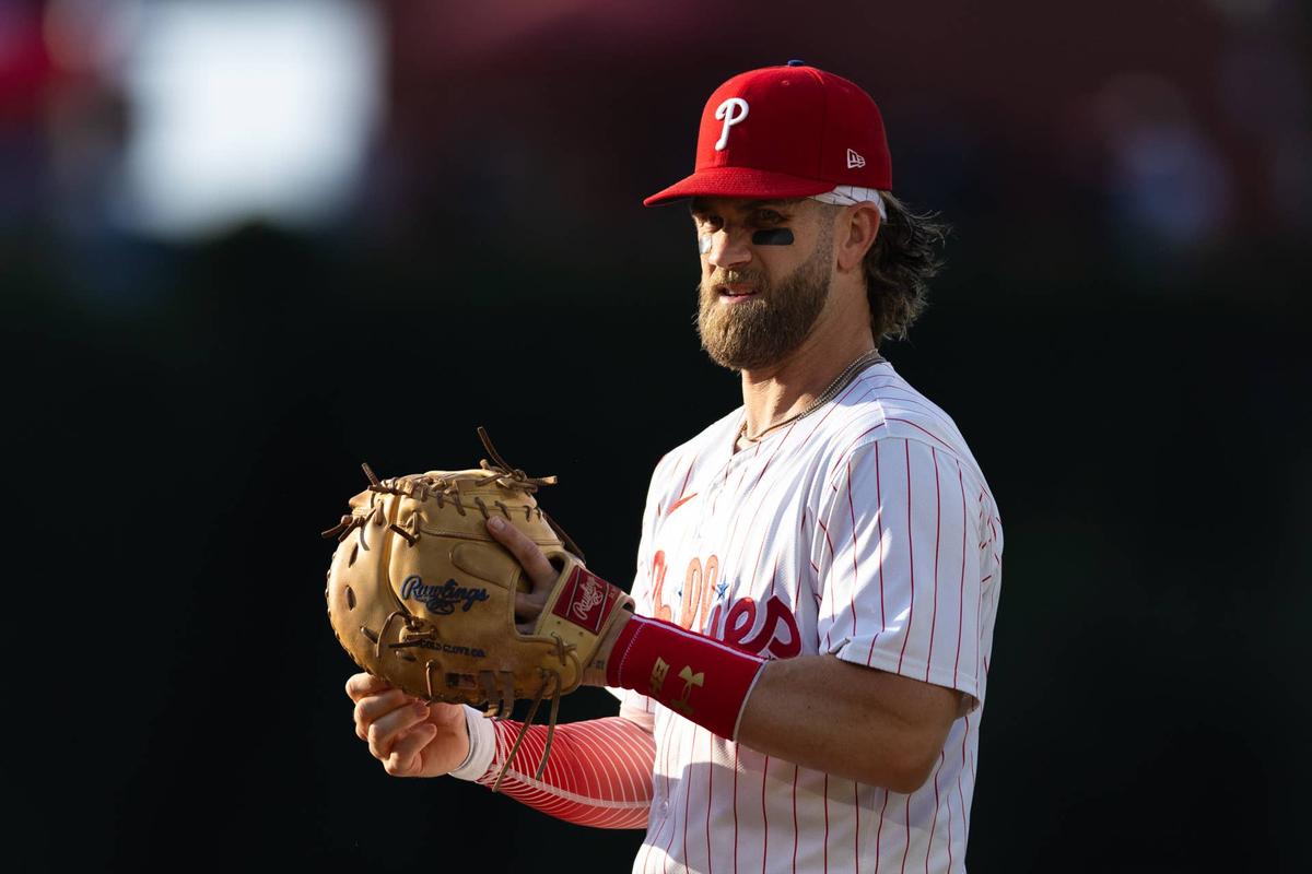  Philadelphia Phillies first baseman Bryce Harper (3) © Bill Streicher-Imagn Images