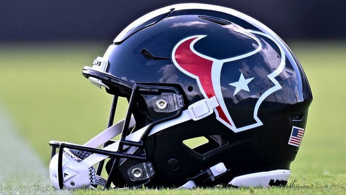Houston Texans Bring Back Former Florida State National Champion